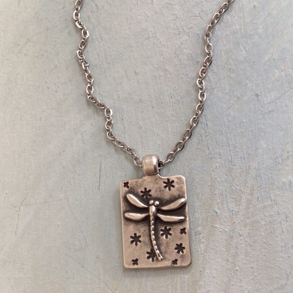 Dragonfly Sundance Charm Necklace - Picture 4 of 6